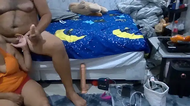 Ponthip live sex cam