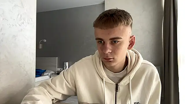 SoloFury live sex cam