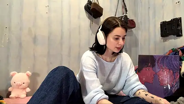 LanoraBilecki webcam