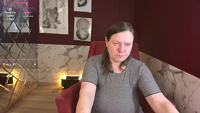 KellyPerfection webcam