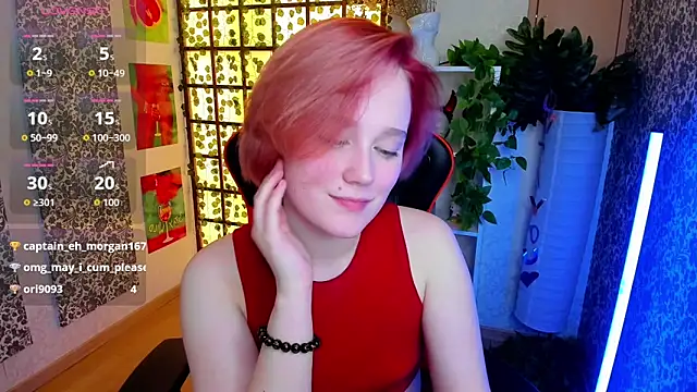 Ellie_Heavenly webcam