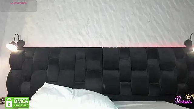 mia_torner_11_ webcam