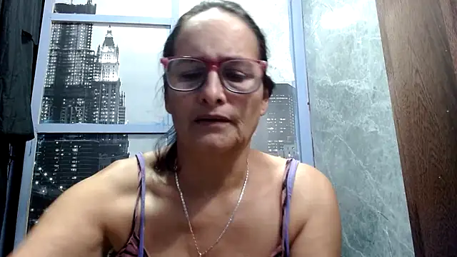 Nastylatinaxxx webcam