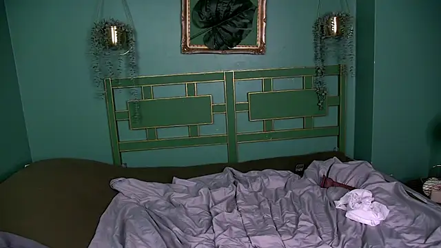 NyaraBuenoBabestationx webcam