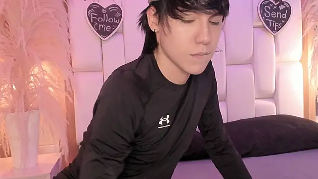 Daphne_And_Roger live sex cam