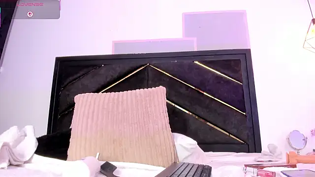 april_jones05 webcam