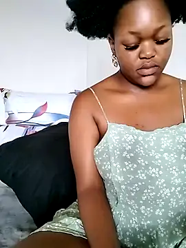 Sexymamibo - Live Cam