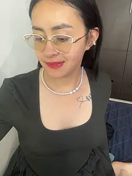 Webcam Model (Anni_Rose)  is live.Free join now!