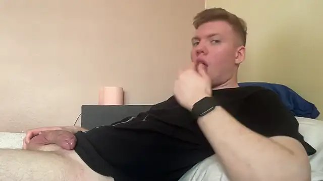 sexybooii6968 webcam