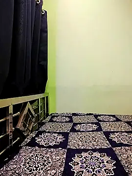 Webcam Model (LoveLy-Soneya)  is live.Free join now!