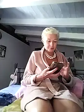 divinaerotica live sex cam