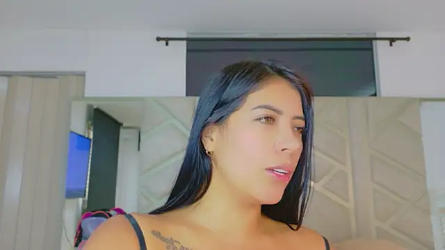 RoseMariee_ webcam