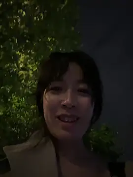 美女yourkeer在线直播