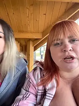 SweetCuteGirls1023 webcam