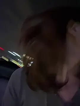 美女littleqiu在线直播