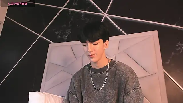 AerumChae Live Webcam on Stripchat