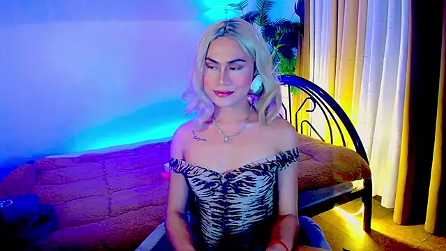 HOTkendraCumXxx webcam