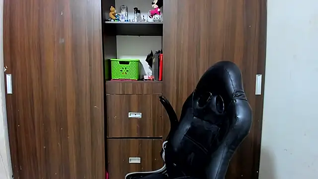 miss_bigcockts webcam