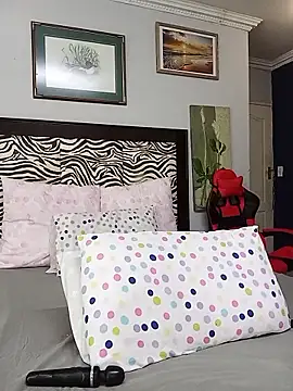 JANIELEE8XXXXX webcam