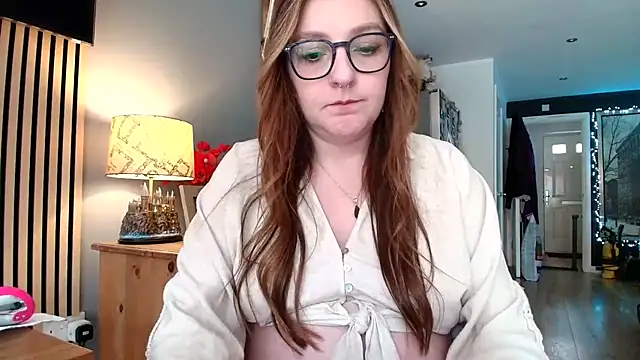 short_sweetpea webcam