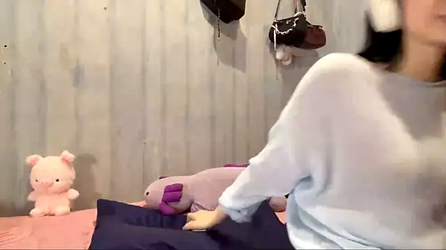 LanoraBilecki webcam