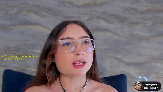 Mia_Luxor webcam