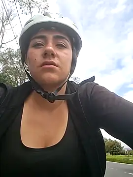 CAROLINE__07 live sex cam