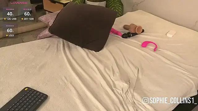 SophieCollins_1 webcam