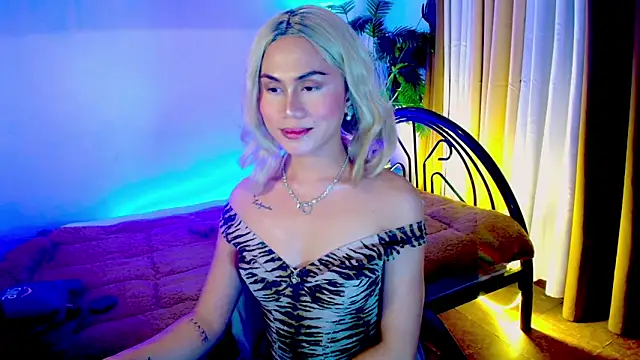 HOTkendraCumXxx webcam