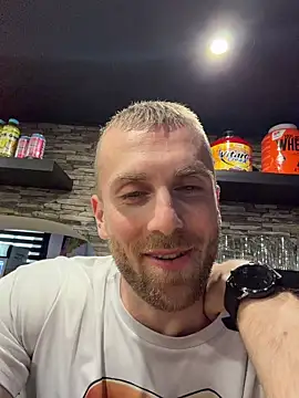 trainwithme's live cam