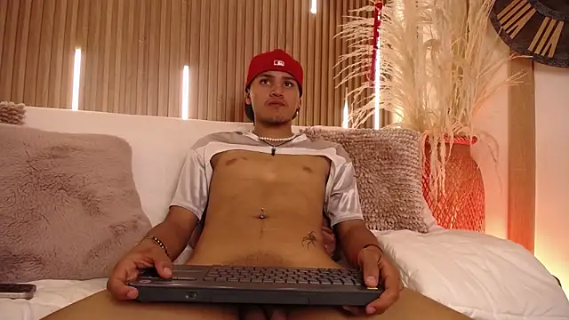 Ikaika_Kalani webcam