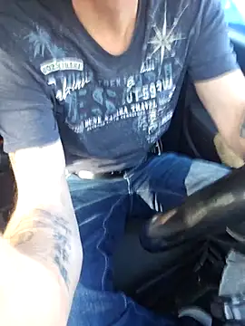 putzteufel-lpz Live Webcam on Stripchat