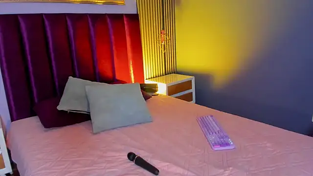 LauraAristizabal webcam