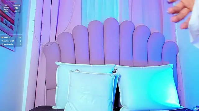 NicoleMadrird webcam