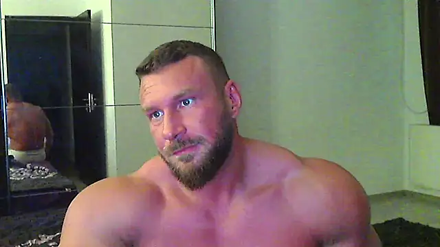 muscularkevin webcam