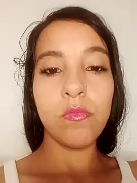 bombom_20 - Bombom_20's free webcam - UK Sex Cams