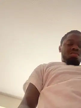 pussyeater_- - Pussyeater_-'s free webcam - UK Sex Cams