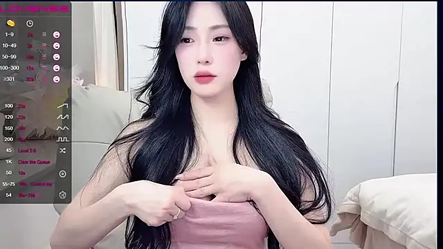 uuxiaocai's Stripchat show and profile