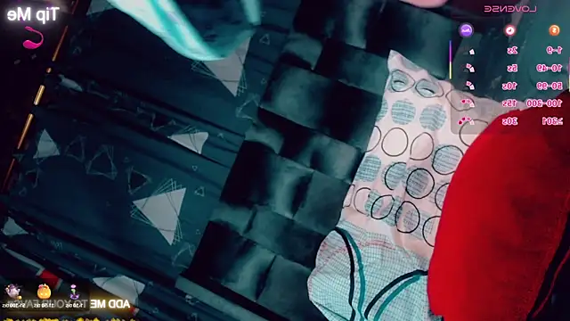 CharlotteBigCock webcam