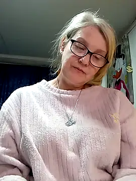 irinamaux - Irinamaux's free webcam - UK Sex Cams