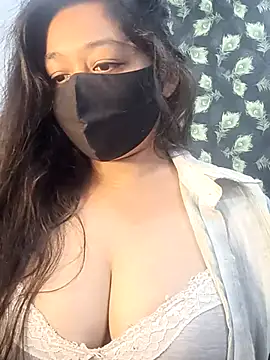 Yoursnandini8 webcam