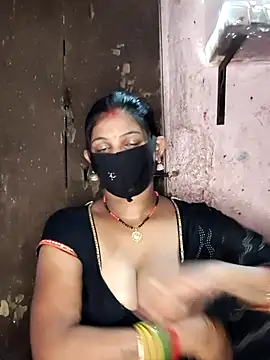 Hotcouplepriya webcam