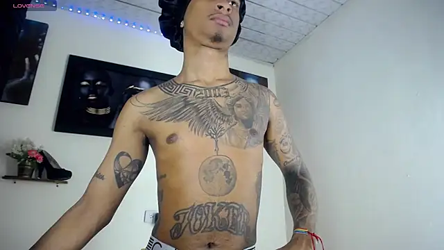 Tatoo_Noah webcam