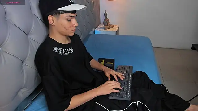 SamBlack_ live sex cam