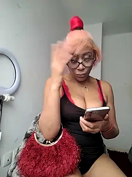 iamlalamilano webcam