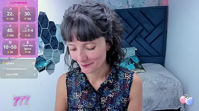 Valery_More__ webcam