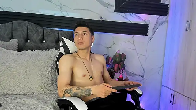 thiagoferrero_hot - ThiagoFerrero_Hot's free webcam - UK Sex Cams