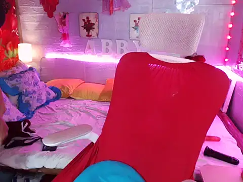 HotHornyAsian webcam