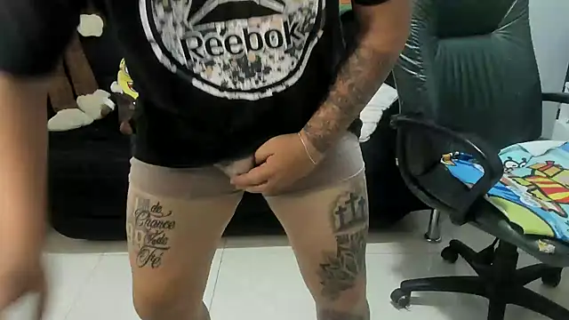 ney_22 - Ney_22's free webcam - UK Sex Cams