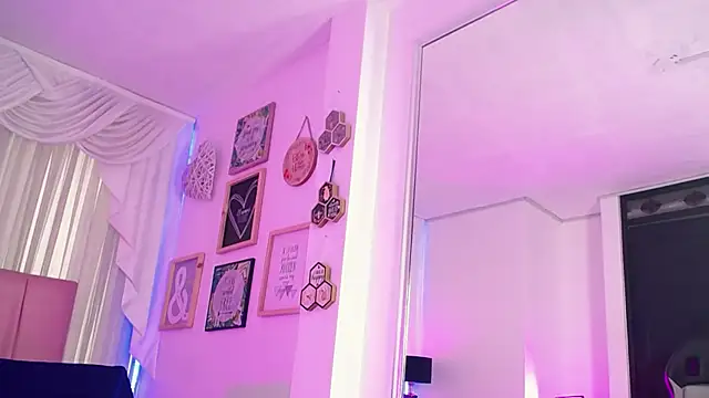 IsabelleDaza live sex cam